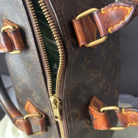 Louis Vuitton Vintage Monogram Canvas Speedy 25 Satchel - Picture 2 of 15